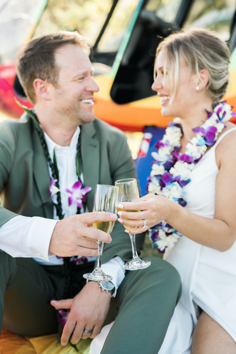 Wedding proposal with champagne and helicopter in Oahu